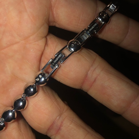 SWARVOSKI ANGELIC NECKLACE BRACELET EARRING SET - Picture 6 of 6